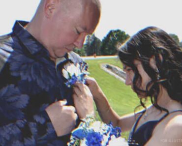 A Father Escorts His Disabled Daughter to Prom and Later Finds a $10K Check in the Mailbox for ‘Dad of the Year’